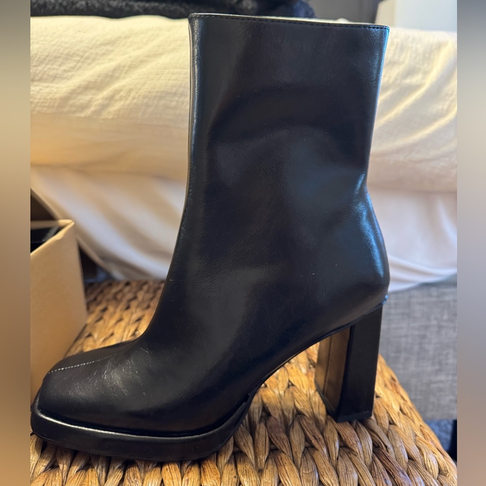 Steve Madden Freya Boot